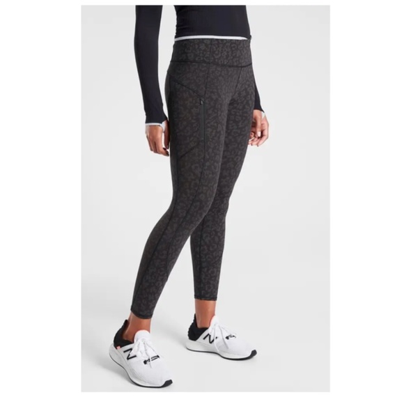 ATHLETA Rainier Printed Tights Leggings Leopard Size Medium - Picture 3 of 14